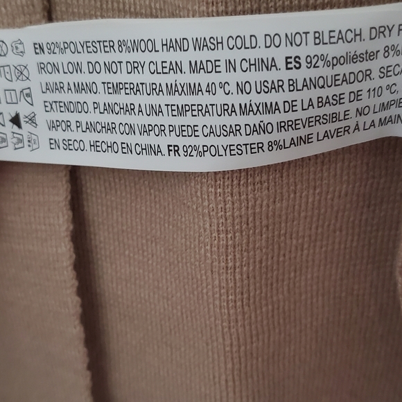 Forever 21 tan cardigan, size: small - Picture 4 of 4